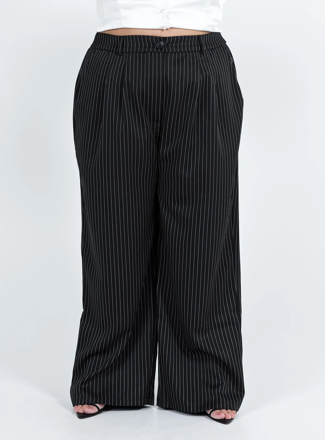 Archer Pants Pinstripe Black Curve