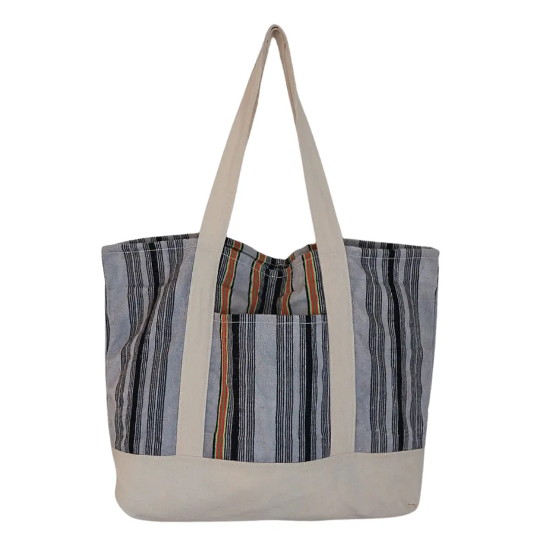 Beach Tote in Aquinnah