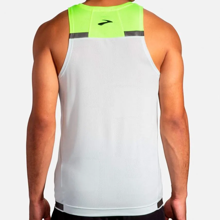 Brooks CARBONITE TANK