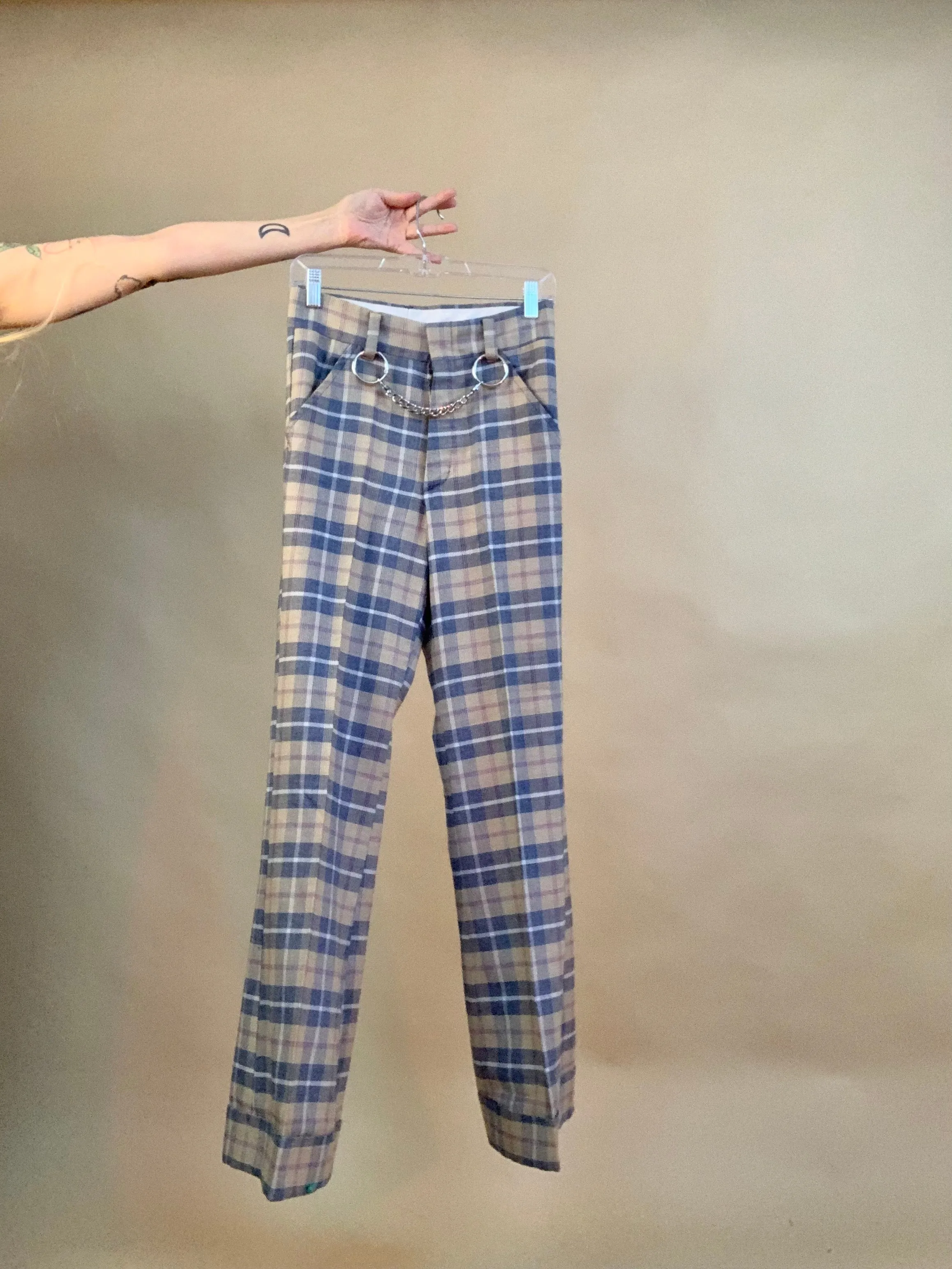 Double heart patch chain pants