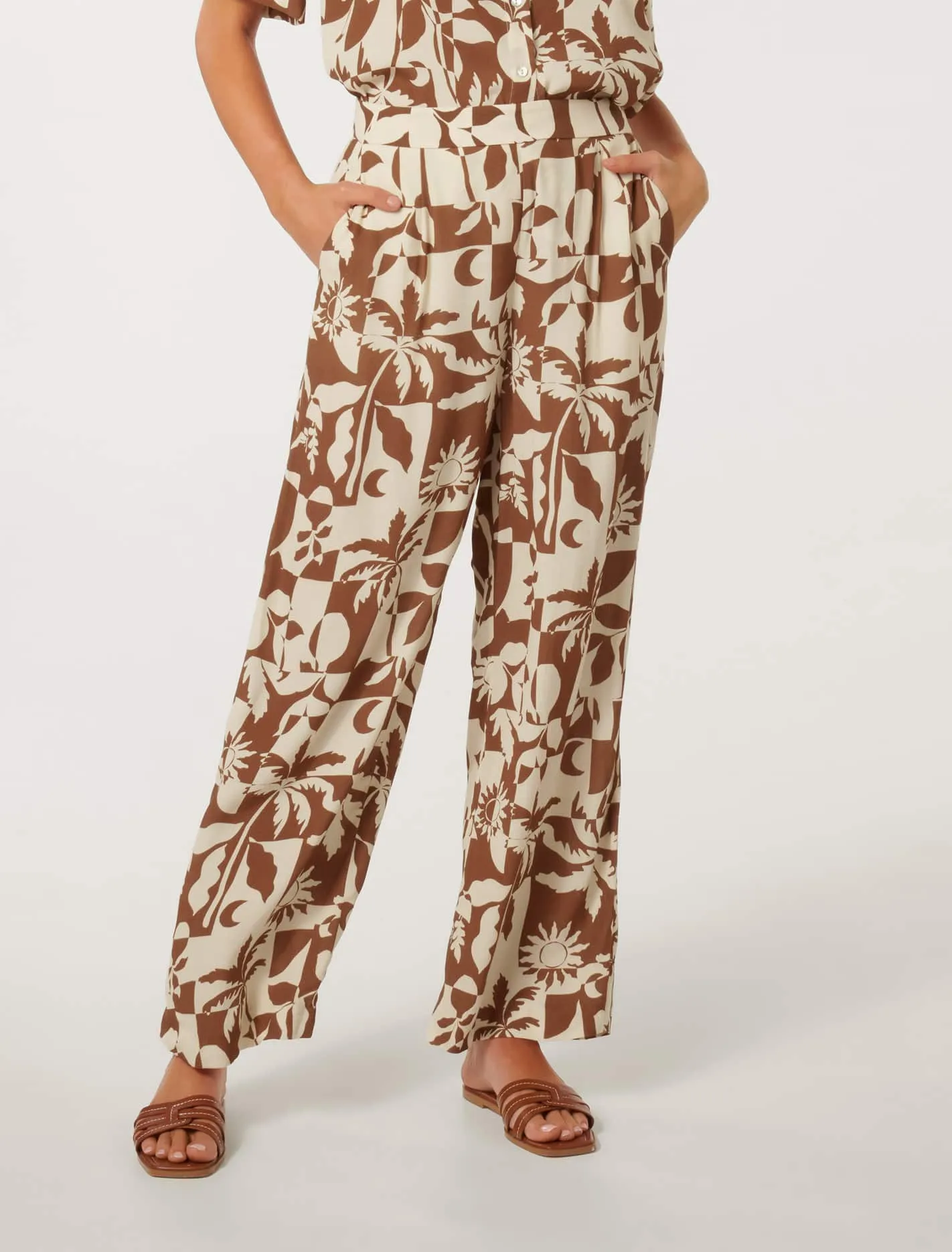 Flora Floaty Pull On Pants