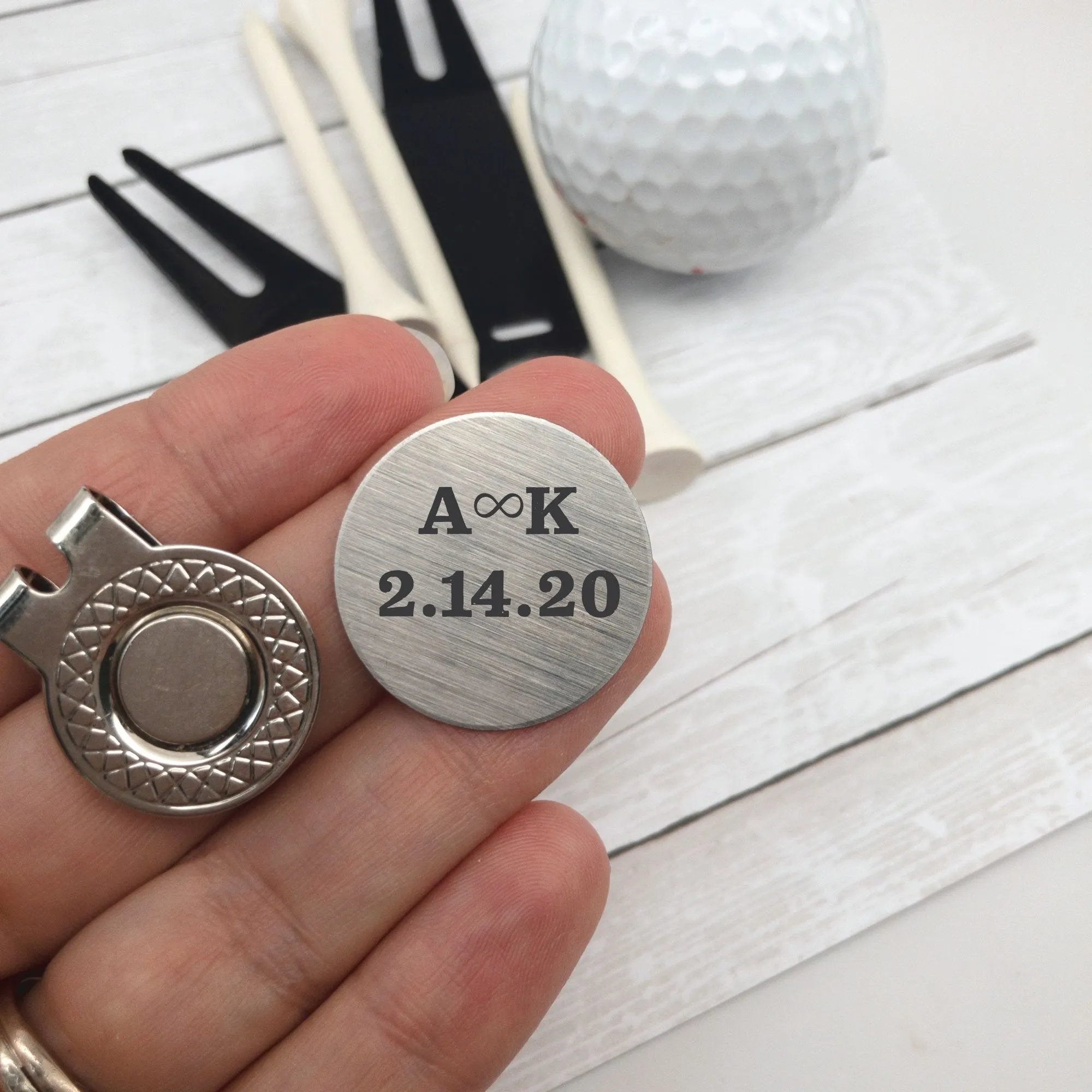 Personalized Golf Ball Marker & Hat Clip - Fathers Day Golf Gift