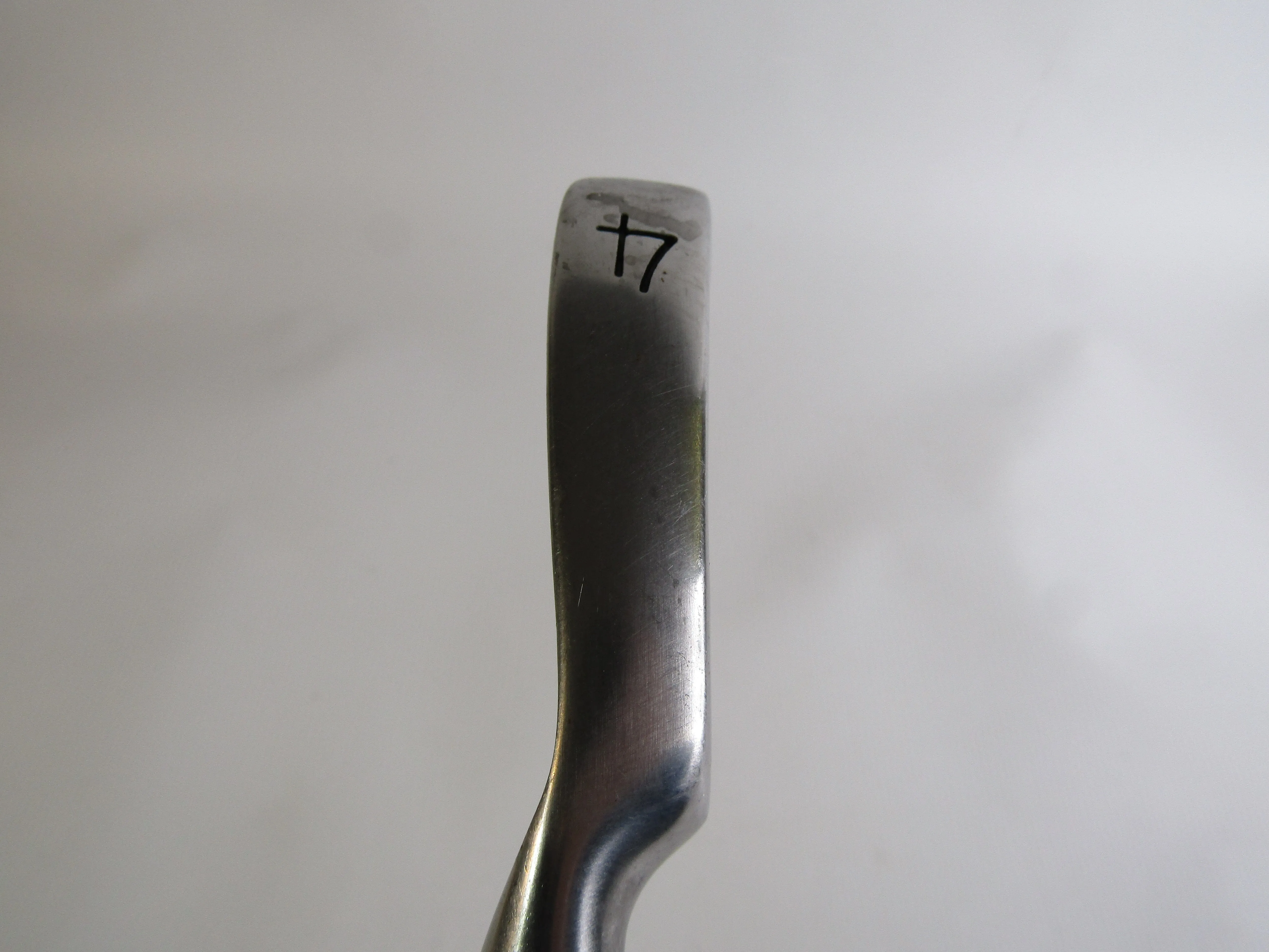 Technique Prowler #4 Iron Mid-Firm Graphite Mens Left