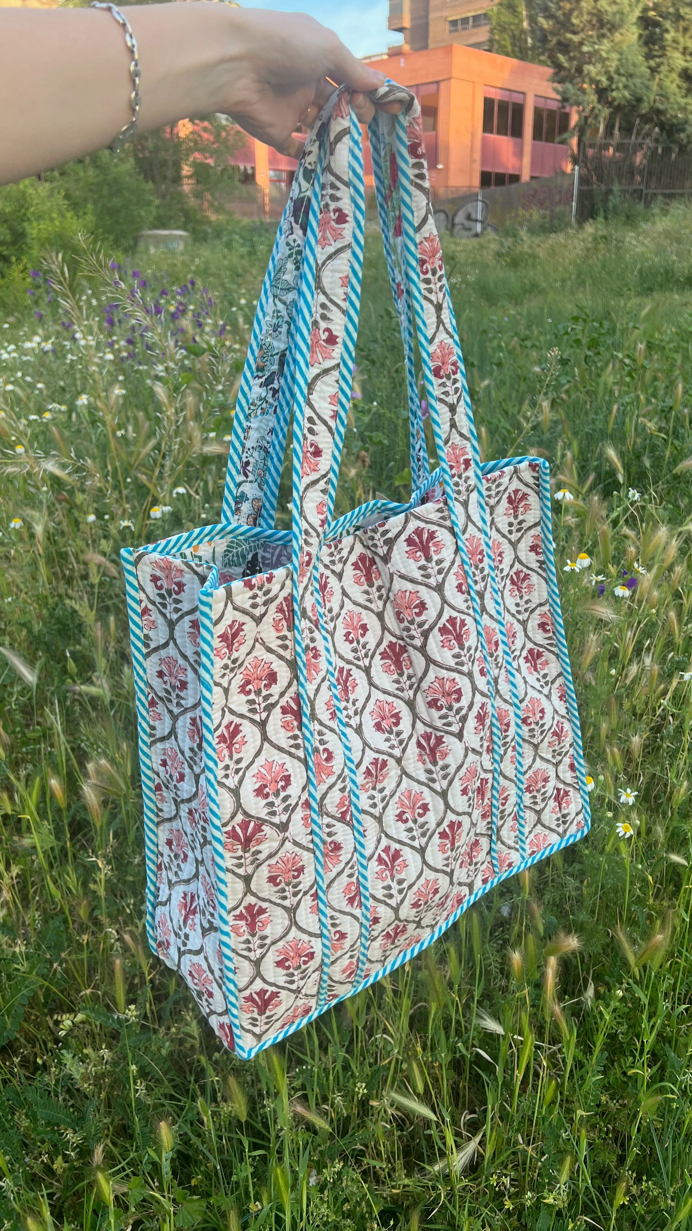 TOTE BAG REVERSIBLE SARISHA